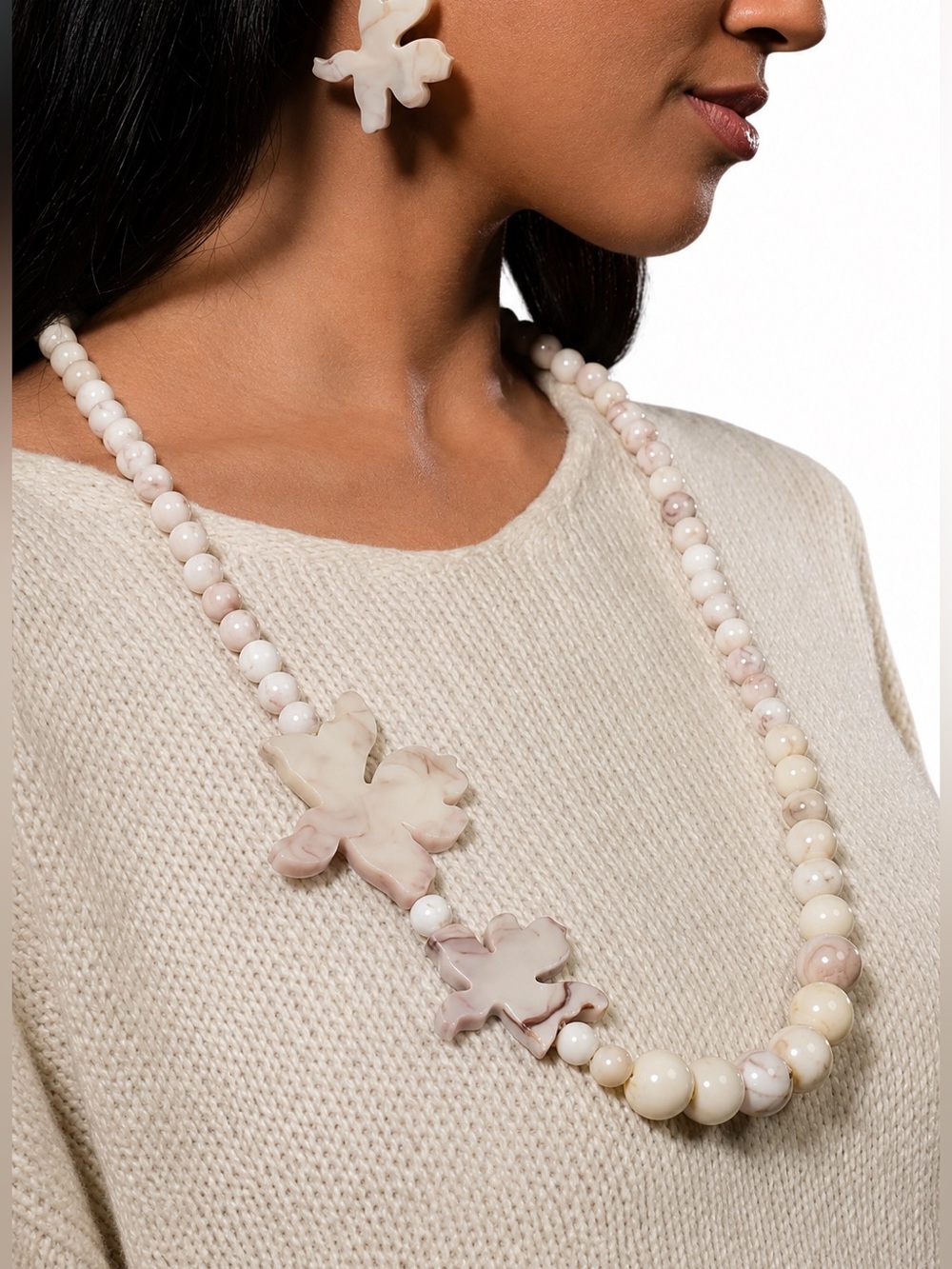 Alembika Lotus Necklace Oat Sculptural Resin Beaded Necklace NWT Handcrafted